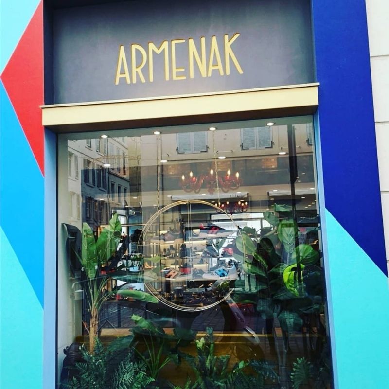 Boutique ARMENAK Chausseur 